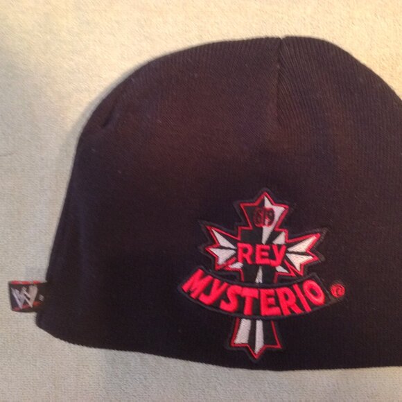 Rey Mysterio Beanie Hat WWE Wrestling - Picture 1 of 7